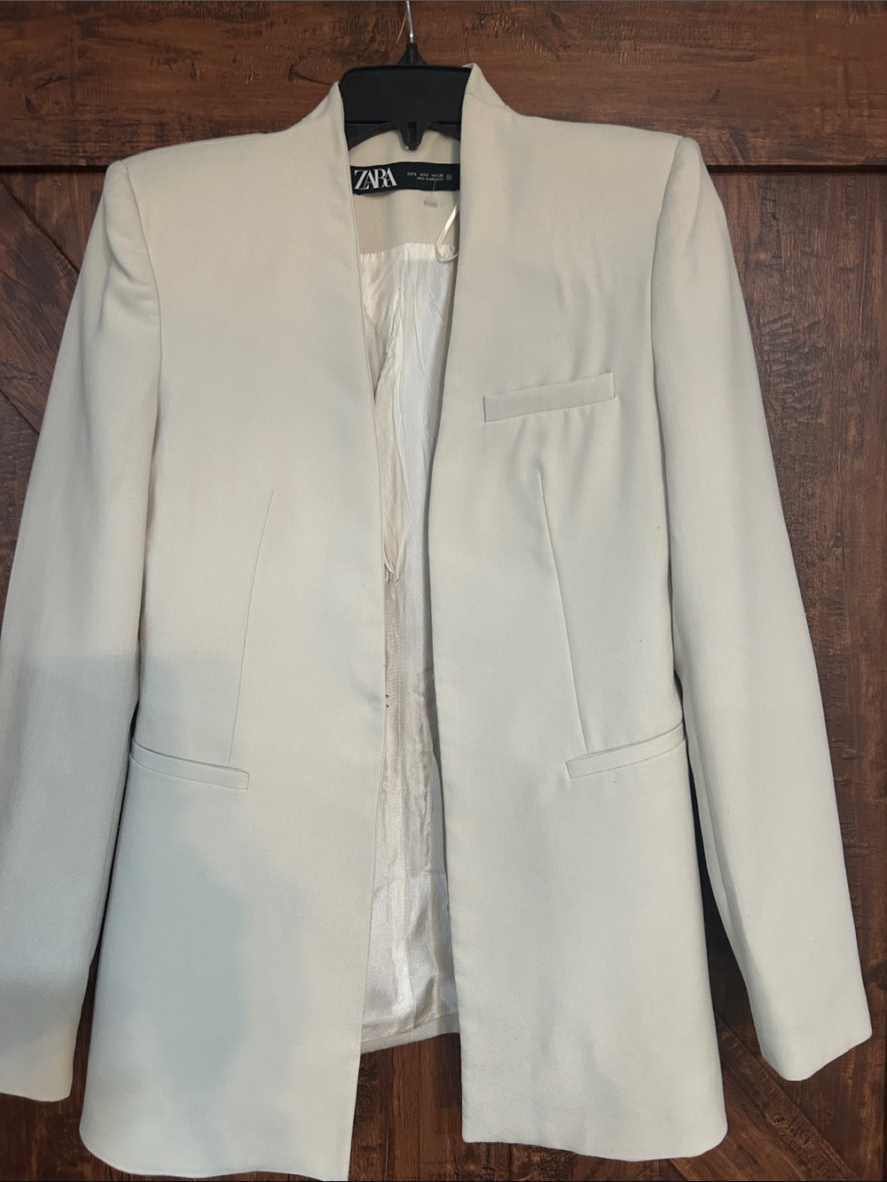 Zara Women's Light Cream Open-Front Blazer - Picture 6 of 7